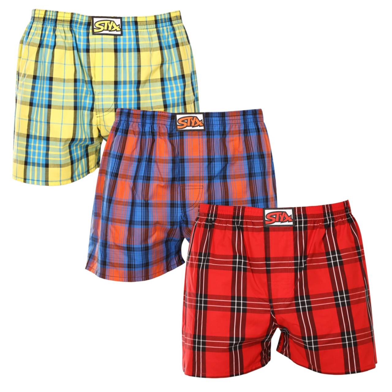 3PACK moške široke boksarice Styx klasična guma večbarvne (3A10236) M.
Privoščite si slog in udobje z moškimi kratkimi hlačami Styx v živahnih barvah in izvirnih vzorcih.
Mehak material za celodnevno udobje
Kratke hlače Styx so izdelane iz 100-odstotnega bombaža, ki zagotavlja mehkobo in zračnost tudi med celodnevnim nošenjem.
Izvirna zasnova in udobno prileganje
Kratke hlače Styx bodo zaradi drznih barv in izvirnih potiskov v vašo garderobo vnesle igrivost in edinstven slog.
Zakaj kupiti kratke hlače Styx?

Izdelano na Češkem s poudarkom na kakovosti in natančnosti.


100-odstotni bombažni material za mehkobo in udobje.


Izvirni in zabavni modeli, ki vas bodo razlikovali od drugih.

Kakovost iz Češke, to je spodnje perilo Styx
Spodnje perilo Styx je v celoti izdelano na Češkem.
Kako skrbeti za kratke hlače Styx
Da bi ohranili kakovost in udobje svojih kratkih hlač, upoštevajte naslednje smernice:

Pralnica: Perite pri najvišji temperaturi 30 °C, da barve ostanejo intenzivne, bombaž pa mehak.


Sušenje: Ne priporočamo, da jih sušite v sušilnem stroju, temveč jih pustite, da se prosto sušijo na zraku.


Likanje: Za gladek videz lahko hlače zlikate na nizki temperaturi.

Nasvet: Z nasveti v našem članku postanite strokovnjak za vzdrževanje spodnjega perila in svojim najljubšim kosom zagotovite nego, ki si jo zaslužijo.