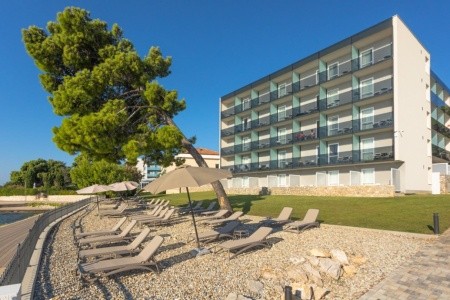 Chorvátsko Vodice Vila Arausa 10 dňový pobyt Polpenzia Vlastná August 2026 (30/08/26- 8/09/26)