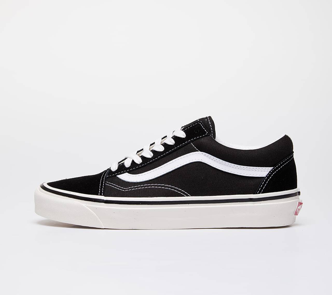 Tenisky Vans Old Skool 36 DX Black/ True White EUR 35.