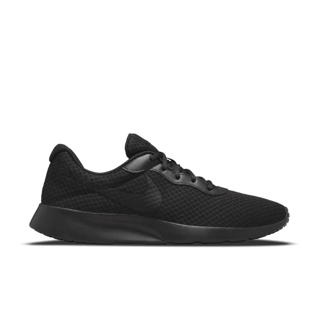 Nike Tanjun 40,5.