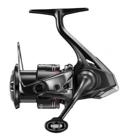 Shimano navijak vanford fa 2500.
 Zotrvačnosť potrebná na uvedenie Vanfordovho rotora do pohybu je takmer nepostrehnuteľná.
 Skombinujte ho s akýmkoľvek vysoko kvalitným jemným návnadovým prútom a okamžite zlepšíte rovnováhu, čo vám umožní lepšie a dlhšie rybárčiť a zvýši váš pôžitok na vyššiu úroveň, než ste si mysleli, že je možné.
 To je tiež dôvod, prečo je navijak v ruke tak ľahký.
 Pre bezproblémové vedenie vlasca, Anti-Twist Fin kontroluje tlak na vlasec, ktorý prechádza valčekom vlasca na cievku a je obzvlášť výhodný pri love s veľmi ľahkými nástrahami.