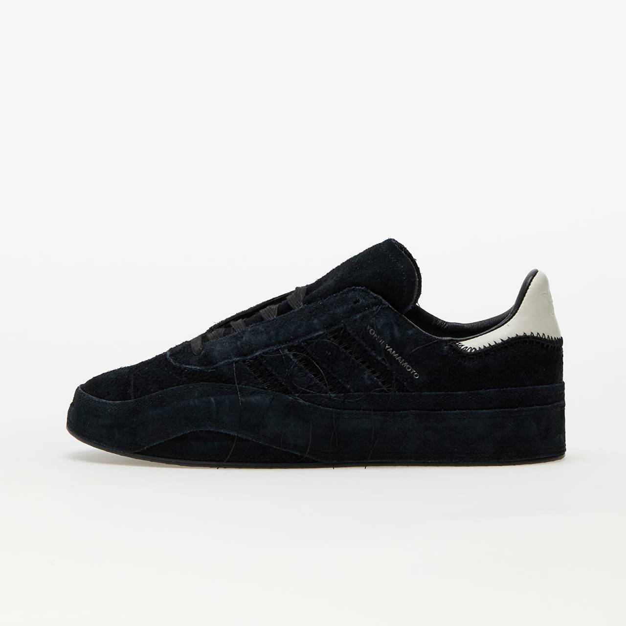 Tenisky Y-3 Gazelle Black/ Black/ Owhite EUR 46 2/3.