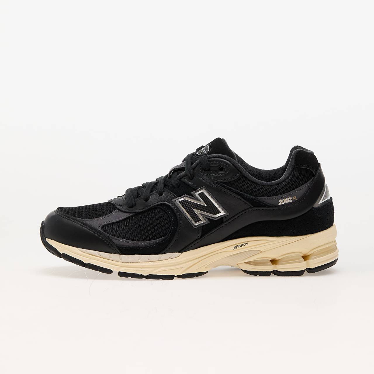 Tenisky New Balance 2002R Black EUR 41.5.