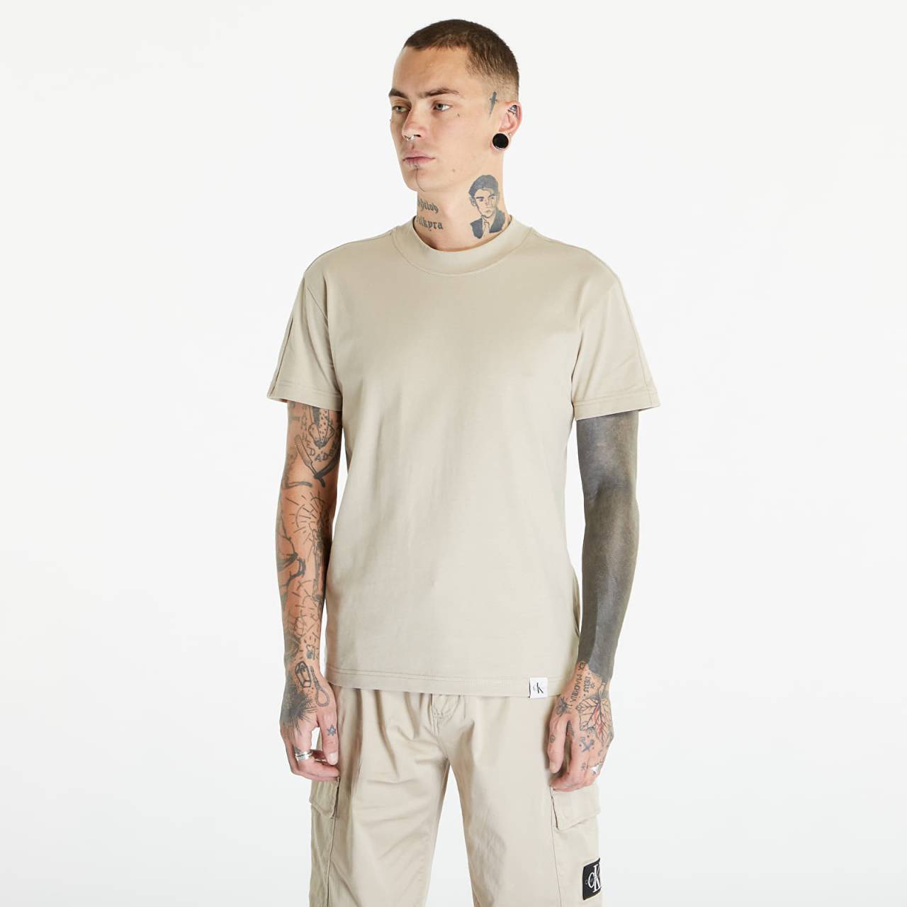 Tričko Calvin Klein Jeans Woven Tab Short Sleeve Tee Plaza Taupe S.