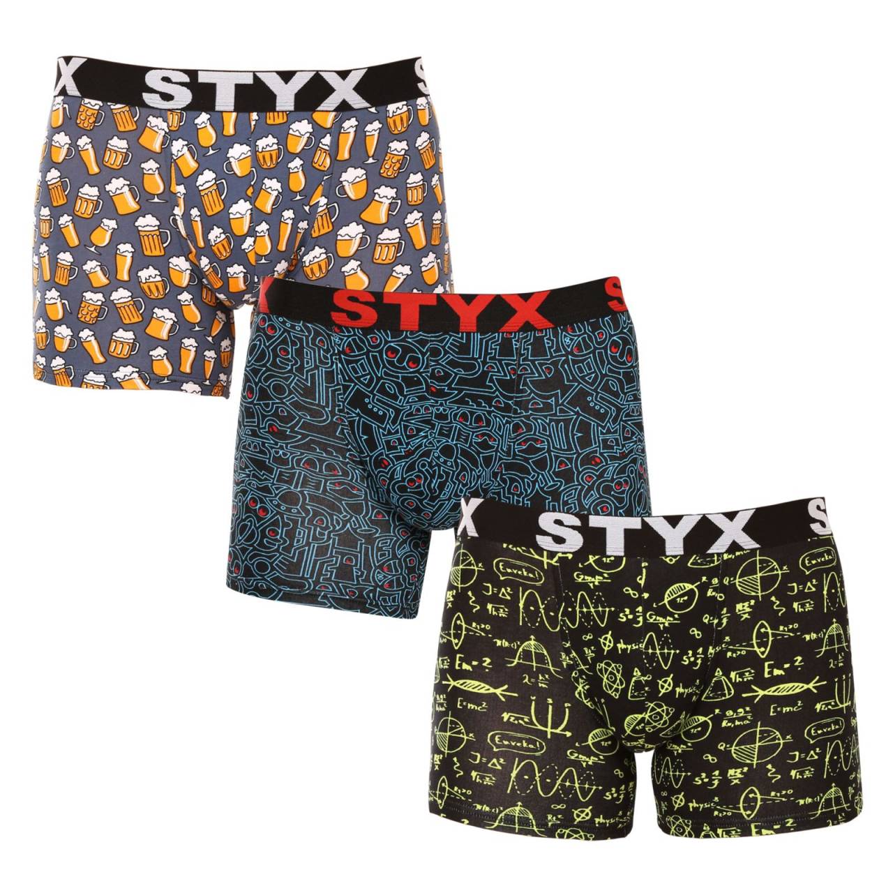 3PACK herenboxershort Styx lang kunst sport elastisch meerkleurig (3U12672/2) M.
Geniet de hele dag van comfort met de Styx herenboxerslip in een klassieke kleur.
Kwaliteitsmateriaal voor maximaal comfort
De boxershorts zijn gemaakt van een eersteklas mix van katoen en synthetische vezels.
Praktisch ontwerp en Tsjechische precisie
Styx boxerslips hebben kortere pijpjes die nergens afrollen en je maximale bewegingsvrijheid geven.
Waarom kiezen voor Styx boxerslips

Tsjechische kwaliteit: Ontworpen en vervaardigd in Tsjechië, wat garant staat voor vakmanschap van topkwaliteit.
Eersteklas materialen: Combinatie van katoen, modal en elastaan voor maximaal comfort.
Universeel ontwerp: Kortere pijpen en stijlvol sportief elastiek voor elke gelegenheid.

Styx ondergoed is een van de populairste
Het Tsjechische merk Styx staat bij klanten vooral bekend om zijn shorts met nieuwe patronen in opvallende kleuren.
Hoe verzorg ik mijn Styx boxers goed?

Wasgoed: Wassen op 30°C met een mild wasmiddel om het materiaal zacht en comfortabel te houden.
Drogen: Het is niet aan te raden om boxers in de droger te drogen, laat ze vrij aan de lucht drogen om hun vorm te behouden.
Strijken: Strijk indien nodig op een lage temperatuur om de zachtheid van het materiaal te behouden.

Tip: Word een expert in lingerieonderhoud met het advies in ons artikel en geef je favoriete lingerie de zorg die ze verdient.