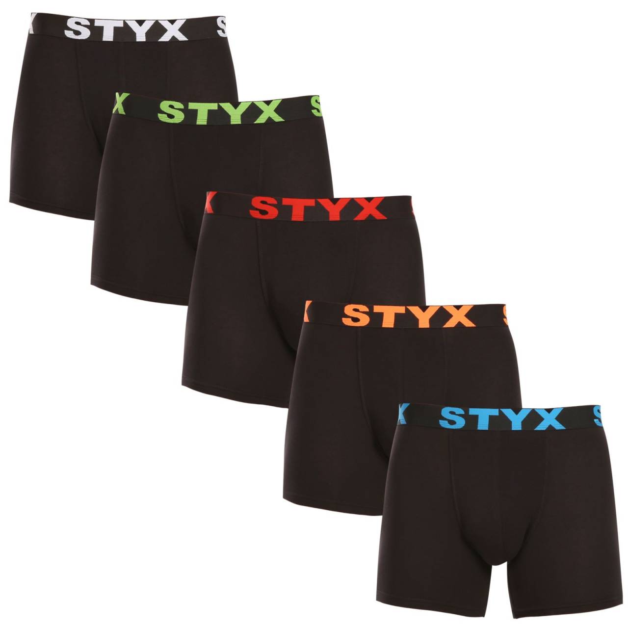 5PACK Herren Klassische Boxershorts Styx long sportlicher Gummizug schwarz (5U9602) XXL.
Gönnen Sie sich Komfort für den ganzen Tag mit den Styx Boxershorts für Männer in einer klassischen Farbgebung.
Hochwertiges Material für maximalen Komfort
Die Boxershorts sind aus einer hochwertigen Mischung aus Baumwolle und Kunstfasern gefertigt.
Praktisches Design und tschechische Präzision
Die Boxershorts von Styx haben verlängerte Beine, die Ihnen zusätzlichen Halt geben und Reibung an den Oberschenkeln verhindern, was Sie beim Sport und bei langen Sitzungen im Büro oder im Auto zu schätzen wissen werden.
Warum Styx Boxershorts wählen

Tschechische Qualität: Entworfen und hergestellt in der Tschechischen Republik, was eine hohe Qualität der Verarbeitung garantiert.
Hochwertige Materialien: Kombination aus Baumwolle, Modal und Elastan für maximalen Komfort.
Universelles Design: Verlängerte Beine und modisch-sportlicher Gummizug für jede Gelegenheit.

Styx-Unterwäsche ist eine der beliebtesten
Die tschechische Marke Styx ist bei den Kunden vor allem für ihre Shorts mit neuartigen Mustern in kräftigen Farben bekannt.
Wie pflege ich meine Styx-Boxershorts richtig?

Wäscherei: Bei 30°C mit einem milden Waschmittel waschen, damit das Material weich und bequem bleibt.
Trocknen: Es wird nicht empfohlen, Boxershorts im Wäschetrockner zu trocknen, sondern an der Luft zu trocknen, damit sie ihre Form behalten.
Bügeln: Falls erforderlich, bügeln Sie bei niedriger Temperatur, um die Weichheit des Materials zu erhalten.

Tip: Werden Sie ein Experte für die Pflege von Unterwäsche mit den Ratschlägen in unserem Artikel und geben Sie Ihren Lieblingsstücken die Pflege, die sie verdienen.