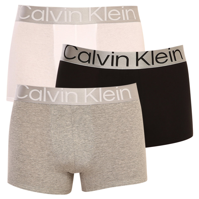 3PACK pánske boxerky Calvin Klein viacfarebné (NB3130A-MP1) M, trenky.

Boxerky Calvin Klein to je prvotriedna kvalita, za ktorou stojí svetová ikonická značka pánskeho spodného prádla.

Boxerky Calvin Klein patria medzi naprostú legendu spodného prádla.

Čo sa prania týka - nše doporučenie je prať maximálne na 30°C a sušiť ich v sušičke na nízku teplotu, inak sa môže stať, že už boxerky nebude možné nosiť.
 
Viac sa dozviete v klasických informáciách o produkte.