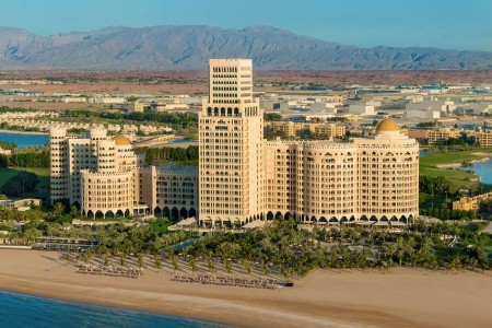 Spojené arabské emiráty Ras Al Khaimah Waldorf Astoria Ras Al Khaimah 9 dňový pobyt Polpenzia Letecky Letisko: Praha October 2026 (24/10/26- 1/11/26)