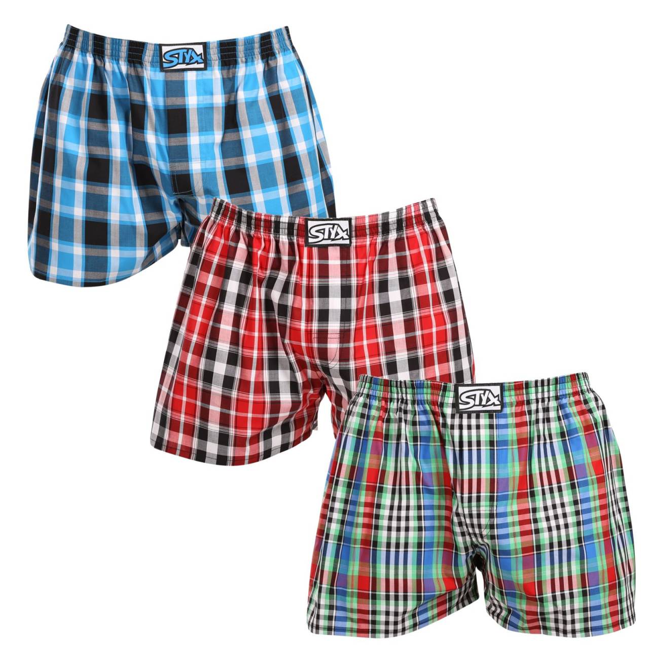 3PACK Herren Boxershorts Styx klassischer Gummizug mehrfarbig (3A103456) M.
Gönnen Sie sich Stil und Komfort mit den Styx-Shorts für Männer in bunten und originellen Designs.
Weiches Material für ganztägigen Komfort
Die Styx-Shorts bestehen aus 100% Baumwolle, die auch bei ganztägigem Tragen weich und atmungsaktiv ist.
Originelles Design und bequeme Passform
Die Styx-Shorts bringen mit ihren kräftigen Farben und originellen Prints Verspieltheit und einzigartigen Stil in Ihre Garderobe.
Warum Styx-Shorts?

Hergestellt in der Tschechischen Republik mit dem Schwerpunkt auf Qualität und Präzision.


Das Material aus 100% Baumwolle sorgt für Weichheit und Komfort.


Originelle und witzige Designs, die Sie von der Masse abheben werden.

Qualität aus der Tschechischen Republik, das ist Styx-Unterwäsche
Die Unterwäsche von Styx wird vollständig in der Tschechischen Republik hergestellt.
Pflegehinweise für Styx-Shorts
Um die Qualität und den Komfort Ihrer Shorts zu erhalten, beachten Sie bitte die folgenden Hinweise:

Wäscherei: Bei maximal 30 °C waschen, damit die Farben intensiv und die Baumwolle weich bleibt.


Trocknen: Wir empfehlen, sie nicht im Trockner zu trocknen, sondern sie an der Luft trocknen zu lassen.


Bügeln: Für ein glattes Aussehen können Sie die Shorts bei niedriger Temperatur bügeln.

Tip: Werden Sie mit den Tipps in unserem Artikel zum Experten für die Pflege von Dessous und geben Sie Ihren Lieblingsstücken die Pflege, die sie verdienen.