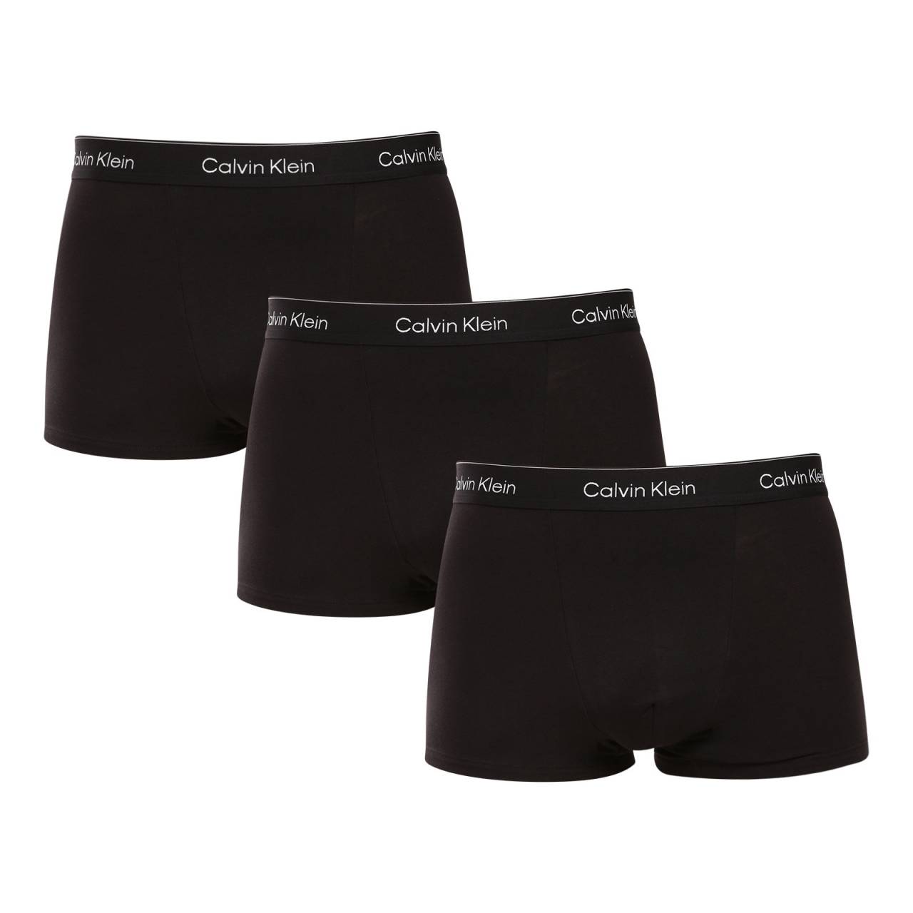 3PACK muške bokserice Calvin Klein crno (NB4286-TM6) XXL.
Ovaj set Calvin Klein muških bokserica ne samo da donosi potpunu udobnost, već i bezvremenski i moderan stil.
Kvalitetan materijal za svakodnevno nošenje
Calvin Klein bokserice izrađene su od vrhunskog pamuka s dodatkom elastina koji jamči mekoću, prozračnost i elastičnost.
Kraće hlače za maksimalnu slobodu kretanja
Calvin Klein bokserice imaju kraće gaćice, što je idealan izbor za one koji vole slobodnije kretanje i minimalna ograničenja.
Prednosti koje ćete cijeniti svaki dan

Prozračni pamuk: Održava vas svježima tijekom dana.


Fleksibilnost zahvaljujući elastinu: Bokserice se savršeno prilagođavaju vašem tijelu i ne ograničavaju kretanje.


Elegantna tkana guma: Logo Calvin Klein daje boksericama bezvremenski izgled.

Donje rublje Calvin Klein pružit će vam jedinstven stil
Calvin Klein muško donje rublje spada u konstante modne industrije.
Kako njegovati Calvin Klein bokserice
Kako bi bokserice dugo zadržale kvalitetu i udobnost, preporučujemo da se pridržavate sljedećih smjernica:

Pranje: Bokserice perite na 30°C kako biste sačuvali mekoću materijala.


Sušenje: Može se sigurno sušiti u sušilici na niskim temperaturama.


peglanje: Bokserice nije potrebno peglati.

Savjet: Pronaći pravi komad donjeg rublja koji vam savršeno pristaje ponekad je izazovno.
