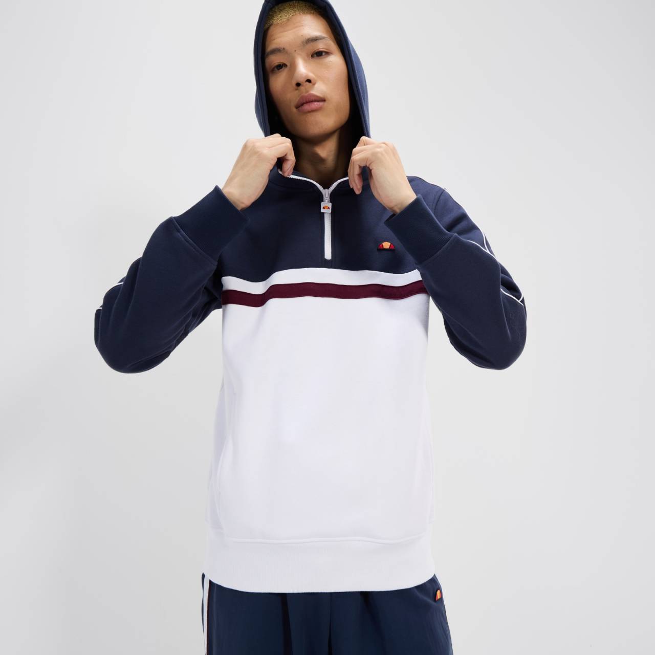 Ellesse hoodie antogoni xl.
