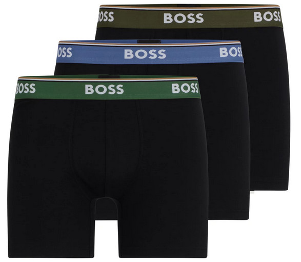 3PACK Herren Klassische Boxershorts BOSS schwarz (50508950 971) XXL.
Gönnen Sie sich ultimativen Komfort und zeitlosen Stil mit den BOSS Boxershorts für Männer.
Hochwertiges Material für maximalen Komfort
Die Boxershorts sind aus einem hochwertigen Baumwoll-Elastan-Gemisch gefertigt, das die perfekte Kombination aus Weichheit, Atmungsaktivität und Elastizität bietet.
Stilvolles Design und elegantes Aussehen
Das klassische Design mit dezentem BOSS Logo auf dem gewebten Gummi verleiht den Boxershorts einen modernen und anspruchsvollen Look.
Warum Sie die BOSS Boxershorts lieben werden

Hochwertige Baumwolle: Weich, atmungsaktiv und angenehm am Körper.
Elastischer Bund mit BOSS Logo: Elegant und bequem.
Längere Höschen: Ideal unter einem Anzug und beim Sport.
Flexibles Material: Es passt sich perfekt an Ihren Körper an.

Alle stilvollen Männer werden BOSS Unterwäsche lieben
Die Marke BOSS wurde aus dem bekannten Bekleidungshersteller Hugo Boss ausgegliedert und bietet eine Produktlinie für Männer, die hochwertige Stücke und zeitlose Looks lieben.
Wie pflegt man seine BOSS Boxershorts?
Damit Ihre neuen Boxershorts so lange wie möglich ihre Form und Qualität behalten, empfehlen wir Ihnen, die folgenden Hinweise zu beachten:

Waschen: Bei 40°C mit ähnlichen Farben und Feinwaschmittel waschen.
Trocknen: Sie können sie auf niedriger Stufe im Wäschetrockner trocknen, aber wir empfehlen, sie an der Luft zu trocknen, damit sie länger halten.
Bügeln: Falls erforderlich, bei niedriger Hitze bügeln.

Tip: Es kann schwierig sein, die richtige Unterwäsche zu finden, die perfekt sitzt.