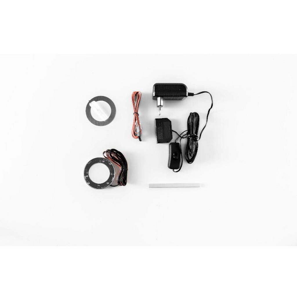 OSVETLENIE VKLADACEJ POLICE.