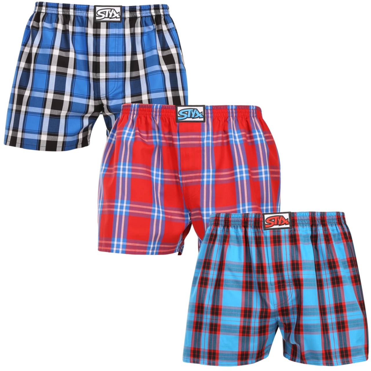 3PACK Caleçons pour hommes Styx caoutchouc classique multicolore (3A110810) M.
Offrez-vous du style et du confort avec les shorts pour hommes Styx aux couleurs vives et aux motifs originaux.
Matière souple pour un confort tout au long de la journée
Le short Styx est fabriqué en 100 % coton, ce qui lui confère douceur et respirabilité, même lorsqu'il est porté toute la journée.
Un design original et une coupe confortable
Le short Styx apportera de la gaieté et un style unique à votre garde-robe grâce à ses couleurs audacieuses et ses imprimés originaux.
Pourquoi acheter des shorts Styx ?

Fabriqués en République tchèque, ils mettent l'accent sur la qualité et la précision.


Matière 100 % coton pour plus de douceur et de confort.


Des dessins originaux et amusants qui vous démarqueront.

La qualité de la République tchèque, c'est le sous-vêtement Styx.
Les sous-vêtements Styx sont entièrement fabriqués en République tchèque.
Comment entretenir les shorts Styx
Pour préserver la qualité et le confort de vos shorts, suivez les conseils suivants :

Blanchisserie: Laver à une température maximale de 30 °C pour conserver l'intensité des couleurs et la douceur du coton.


Séchage: Nous ne recommandons pas de les sécher dans le sèche-linge, mais plutôt de les laisser sécher à l'air libre.


Repassage: Pour un aspect plus lisse, vous pouvez repasser le short à basse température.

Conseil : Devenez un expert de l'entretien de la lingerie grâce aux conseils de notre article et donnez à vos pièces préférées le soin qu'elles méritent.
