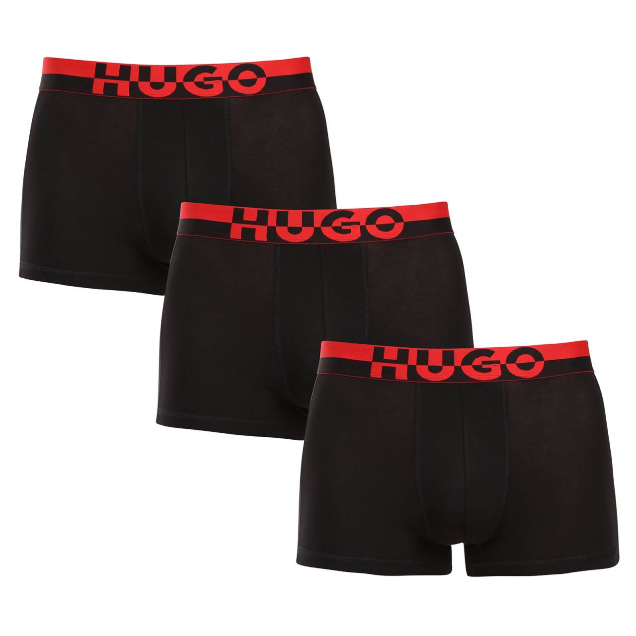 3PACK Moške boksarice HUGO črne (50545667 001) M.
Stavite na brezčasno eleganco in vrhunsko udobje z moškimi boksericami HUGO.
Material, ki se vam popolnoma prilagodi
Kombinacija visokokakovostnega bombaža s pridihom elastana zagotavlja optimalno kombinacijo udobja in prilagodljivosti.
Stil, ki govori sam zase
Trezna barvna shema je primerna za vse moške, ki ne marajo ekscentričnosti.
Zakaj vam bodo všeč bokserice HUGO

Vrhunski material v kombinaciji bombaža in elastana.
Elegantna zasnova v klasičnih barvah.
Daljše noge za večje udobje.

Spodnje perilo Hugo za ljubitelje udobja in razkošja
Blagovna znamka spodnjega perila Hugo spada v družino oblačil Hugo Boss in se odlikuje po kakovostnih materialih in natančni izdelavi.
Kako skrbeti za bokserje HUGO
Če želite, da bodo vaše najljubše bokserice dolgo zdržale, vam priporočamo, da upoštevate naslednje nasvete.

Pralnica: Pero ima temperaturo 40 °C.
Sušenje: Bokserje lahko sušite v sušilnem stroju na nežnem programu.
Likanje: Če je treba, jih likate na notranji strani pri nižji temperaturi.

Nasvet: Postanite strokovnjak za vzdrževanje spodnjega perila z z nasveti v našem članku in svojim najljubšim kosom zagotovite nego, ki si jo zaslužijo.