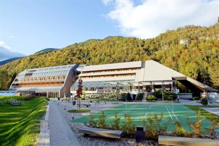 Slovinsko Kranjska Gora Špik 5 dňový pobyt Polpenzia Vlastná June 2026 ( 1/06/26- 5/06/26)