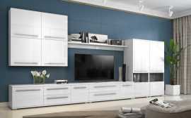 Obývacia zostava s osvetlením tiana - biela.

 

 

Obývaciu zostavu Tiana tvoria dva televízne stolíky široké 165cm a 135cm, s ktorými budete mať k dispozícii tri skrinky a štyri šuplíky, a ďalej dve vitríny s osvetlením, štyri závesné skrinky a dve závesné police.

 

Obývacia zostava s osvetlením Tiana - biela sa skladá z týchto prvkov:


	TV stolík 165 Tiana - 165x46x45cm (š, v, h)
	TV stolík 135 Tiana - 135x46x45cm (š, v, h)
	2x Stredná vitrína s osvetlením Tiana - 60x161x40cm (š, v, h)
	4x Závesná skrinka Tiana - 60x57x29cm (š, v, h)
	2x Polica krátka Tiana - 90x30x21cm (š, v, h)


 


Všetky produkty z kolekcie Tiana nájdete nižšie v súvisiacom tovare.