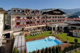 Rakúsko Kaprun / Zell am See Neue Post 10 dňový pobyt Raňajky Vlastná September 2026 (25/09/26- 4/10/26)