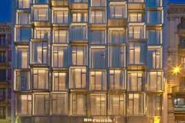 Španielsko Barcelona H10 Cubik 8 dňový pobyt Raňajky Letecky Letisko: Bratislava May 2026 (28/05/26- 4/06/26)