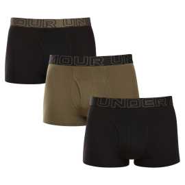 3PACK pánske boxerky Under Armour viacfarebné (1383891 005) 4XL, trenky.
Keď ide o spodnú bielizeň pre aktívny životný štýl, nemal by si robiť kompromisy.
Príjemný materiál pre aktívny životný štýl
Boxerky sú vyrobené z kvalitnej zmesi bavlny, polyesteru a spandexu.
Funkčný dizajn pre štýlových mužov
Jednoduchý, ale výrazný vzhľad s dominantným vytkaným pásom s logom v kontrastnej farbe dodáva boxerkám športový a moderný charakter.
Prečo by si mal vyskúšať boxerky Under Armour

Vyvážená zmes materiálov: Priedušný, rýchloschnúci a elastický materiál s príjemným pocitom na tele.
Dlhšie nohavice a športový strih: Maximálny komfort bez trenia a s plnou voľnosťou pohybu.
Výrazný dizajn s logom Under Armour: Štýl, ktorý vás bude baviť každý deň.

Spodná bielizeň Under Armour vás podporí pri akejkoľvek aktivite
Spodná bielizeň Under Armour je navrhnutá tak, aby ti umožnila podávať životné výkony – a nezáleží na tom, či sa chystáš na horolezeckú výpravu alebo na náročnú pracovnú schôdzku.
Ako sa starať o boxerky Under Armour
Aby ti obľúbené boxerky vydržali dlho v perfektnom stave, odporúčame dodržiavať nasledujúce pokyny.

Pranie: Per boxerky na 30 ° C, ideálne naruby.
Sušenie: Neodporúčame sušiť v sušičke – vysoké teploty by mohli poškodiť elastické vlákna a skrátiť životnosť produktu.
Žehlenie: Nežehli – boxerky to nepotrebujú, a žehlením by si mohol poškodiť štruktúru materiálu.

Tip: Tvoje obľúbené spodné prádlo si zaslúži jemné zaobchádzanie.