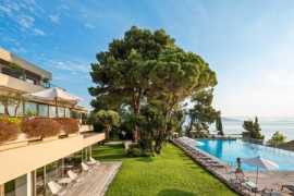 Grécko Korfu Kontokali Bay Resort & Spa 16 dňový pobyt Polpenzia Letecky Letisko: Praha July 2026 (24/07/26- 8/08/26)