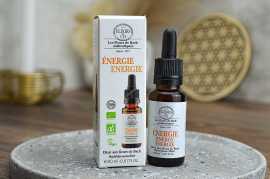 Kvetová Esencia - BIO Bachov Elixír / Kvapky - ENERGIA zmes ENERGIA, je pre každého, kto je fyzicky alebo psychicky unavený.

Autentický Bachov kvetinový liek
Fľaštička s kvapkadlom 20 ml
Certifikácie: ECOCERT organické, Certifié agriculture biologique

Ako používať
Nakvapkajte 4 kvapky elixíru do pohára s trochou vody, alebo nakvapkajte pod jazyk, 4 krát denne, alebo si nakvapkajte 16 kvapiek do malej fľaše s vodou a pite počas dňa. 

Bezpečnostné opatrenia - Neprekračujte dennú ustanovenú dávku.

Zloženie : Organické brandy 40 % obj.,  (1/250): Centaurium erythaea,  Carpinus betulus,  Quercus robur,  Rosa canina, Olea europoea.

Tento elixír bol certifikovaný ako organický spoločnosťou Ecocert.

  