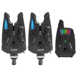 Flacarp sada signalizátorov x7 s príposluchom rx7 - 2+1.
 Základné vlastnosti signalizátor FLACARP X7: • Nové snímanie s ultra-jemným vyhodnotením poťahu vlasca v oboch smeroch s možnosťou nastavenia dĺžky poťahu vlasca v širokom rozsahu •Tlačidlo pre jednoduché ovládanie funkcií (MUTE, pozičná LED ...) •Páčkový prepínač pre ľahké a intuitívne zapnutie a vypnutie •Zvukový menič s veľkým výkonom a odolnosťou aj proti silnému dažďu •Intuitívna RGB LED signalizácia ukazujúca smer odvíjania vlasca (padák) •Možnosť nastavenia farby a jasu RGB LED (možnosť vypnutia LED) •Akustická signalizácia s reguláciou výšky tónu a hlasitosti •Integrovaný bezdrôtový príposluch s veľkým dosahom •Pozičná nočná LED dióda •Prehľadná signalizácia stavu batérie •Konektor pre pripojenie swingera (JACK 2,5mm) •Neuveriteľná pevnosť materiálu: nepraskajúce krabičky a nepretáčajúce sa skrutky- •Odolnosť proti dažďu zaisťuje sada tesnení •Kovová oska kladky sa ani pri rýchlej jazde „nezapečie“ •Napájané bežnými článkami veľkosti AAA (mikrotužky) 
  Základné vlastnosti a funkcie príposluchu FLACARP RX7: •verný prenos odvíjania vlasca •vyhodnotenie spätného smeru (padák) •dosah (vzdialenosť) od signalizátorov záberu až 1500 metrov* •výkonná zvuková signalizácia s reguláciou hlasistosti •novo osadené odolným piezokeramickým reproduktorom •vyhodnocuje alarm od nových čidiel FLACARP-SENS aj FLACARP AL1(AL2) •multifarebná RGB LED signalizácia •pamäťová funkcia LED s rozlíšením padáku •vibrácie (možno zapnúť / vypnúť) •napájanie bežnými batériami 2xLR03 (mikrotužka AAA) •dlhá výdrž batérie •signalizácia stavu batérie 
 Mechanické vlastnosti príposolu RX7: •výška prijímača 90 mm •šírka prijímača v spodnej časti 50 mm, v hornej (pod anténou) 39 mm •hrúbka prijímača 26,5 mm (merané v spodnej časti) •možnosť zavesenia na krk (posledný obrázok), šnúrka súčasťou balenia 
  * extrémny dosah vysielača je u našich výrobkov úplne unikátny.
 Sada signalizátorov FLACARP X7 + prijímač FLACARP RX7, ochranné púzdro, šnúrka na krk, sada kvalitných batérií GP Ultra alkaline.
