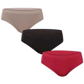 3PACK dámske nohavičky Calvin Klein bezšvové viacfarebné (QD5212 322) XS.
Tieto nohavičky Calvin Klein vyzerajú veľmi luxusne, a to nielen vďaka originálnej tkanej gume!Použitý materiál dokonale sedí a je veľmi príjemný na dotyk.