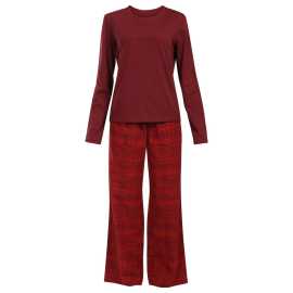 Dámske pyžamo Calvin Klein červené (QS7579 3E4) XL.
Dvojdielne pyžamo, ktoré sa pýši luxusným vzhľadom a spracovaním, naviac je vyrobené z príjemnej bavlny v kombinácii s elastanom, čo viac si priať?
 
Pyžamo Calvin Klein ocení každá žena, ktorá má rada pohodlie, ako v lete, tak v zime.
Čo sa týka prania - perte pyžamo maximálne na 30°C - viac sa dozviete nižšie v klasických informáciách o produkte.