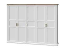 Pětidverová šatníková skriňa artis - bílá/orech pacific.

 

Dizajn skrine sa nesie v duchu vidieckeho prírodného štýlu Provence, ktorý zdobia vyrezávané čelá a profilované dekoratívne lišty.

 

Silná MDF doska s hrúbkou 25mm spolu s laminom tvorí dohromady kvalitný kompaktný celok.

 

Rozmery päťdverovej šatníkovej skrine Artis sú 291x227x59cm (š, v, h).

 

Všetok nábytok patriaci do kolekcie Artis nájdete nižšie v súvisiacich produktoch.