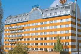 Česká republika Praha a okolie Wellness Hotel Step 5 dňový pobyt Raňajky Vlastná February 2026 (28/02/26- 4/03/26)