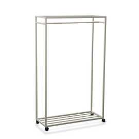 POJAZDNÝ STOJAN NA ODEVY.