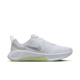 Nike MC Trainer 3 Womens Workout Shoes 35,5.