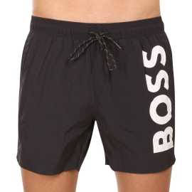Bañador para hombre BOSS negro (50469602 007) M.
¿Busca un bañador moderno y elegante que no sólo le siente bien, sino que además le proporcione comodidad?
Material ligero y duradero
El bañador está hecho de fibra sintética ligera, de secado rápido y resistente al agua, el cloro y la luz solar.
Corte cómodo que se adapta perfectamente
Los bañadores cortos para hombre de BOSS tienen un diseño moderno con un toque deportivo y sientan bien a cualquier hombre activo.
¿Por qué merece la pena probar los bañadores de BOSS?

Diseño atemporal: Un look minimalista y moderno para cualquier ocasión.
Material de secado rápido: Fibras sintéticas ligeras y duraderas para un máximo confort.
Encajan perfectamente: Cintura elástica y perneras cortas para mayor libertad de movimientos y comodidad.

A todos los hombres con estilo les encantará la ropa interior de BOSS
La marca BOSS surgió del conocido fabricante de ropa Hugo Boss como una línea de productos para hombres amantes de las prendas de calidad y los looks atemporales.
¿Cómo cuidar los bañadores BOSS?
Para que tu bañador dure como nuevo, es importante cuidarlo adecuadamente:

Lavandería: Recomendado para 30°C con detergente suave.
Secado: No secar en secadora, lo ideal es dejarlos secar al aire libre.
Planchado: No planchar, el material se alisará de forma natural.

Consejo: Elegir un bañador que te quede bien y realce tu estilo puede ser un largo camino.