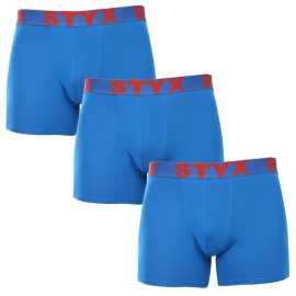 3PACK Herren Klassische Boxershorts Styx long sportlicher Gummizug blau (3U1167) S.
Gönnen Sie sich Komfort für den ganzen Tag mit den Styx Boxershorts für Männer in einer klassischen Farbgebung.
Hochwertiges Material für maximalen Komfort
Die Boxershorts sind aus einer hochwertigen Mischung aus Baumwolle und Kunstfasern gefertigt.
Praktisches Design und tschechische Präzision
Die Boxershorts von Styx haben verlängerte Beine, die Ihnen zusätzlichen Halt geben und Reibung an den Oberschenkeln verhindern, was Sie beim Sport und bei langen Sitzungen im Büro oder im Auto zu schätzen wissen werden.
Warum Styx Boxershorts wählen

Tschechische Qualität: Entworfen und hergestellt in der Tschechischen Republik, was eine hohe Qualität der Verarbeitung garantiert.
Hochwertige Materialien: Kombination aus Baumwolle, Modal und Elastan für maximalen Komfort.
Universelles Design: Verlängerte Beine und modisch-sportlicher Gummizug für jede Gelegenheit.

Styx-Unterwäsche ist eine der beliebtesten
Die tschechische Marke Styx ist bei den Kunden vor allem für ihre Shorts mit neuartigen Mustern in kräftigen Farben bekannt.
Wie pflege ich meine Styx-Boxershorts richtig?

Wäscherei: Bei 30°C mit einem milden Waschmittel waschen, damit das Material weich und bequem bleibt.
Trocknen: Es wird nicht empfohlen, Boxershorts im Wäschetrockner zu trocknen, sondern an der Luft zu trocknen, damit sie ihre Form behalten.
Bügeln: Falls erforderlich, bügeln Sie bei niedriger Temperatur, um die Weichheit des Materials zu erhalten.

Tip: Werden Sie ein Experte für die Pflege von Unterwäsche mit den Ratschlägen in unserem Artikel und geben Sie Ihren Lieblingsstücken die Pflege, die sie verdienen.