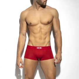 Pánske boxerky ES Collection červené (UN488-06) S, trenky.
Sexy boxerky nielen pre špeciálne príležitosti
Čierne pánske boxerky patria medzi najobľúbenejšie druhy spodnej bielizne, môžeš si ich obliecť pre každú príležitosť, či už ťa čaká rande, pracovná porada alebo extrémny športový výkon.
Sexy spodná bielizeň ES Collection v tvojom šatníku nesmie chýbať
Sexy pánska bielizeň od ES Collection je tou pravou voľbou pre moderných mužov, ktorí chcú pridať šmrnc a vzrušenie do svojho šatníka.