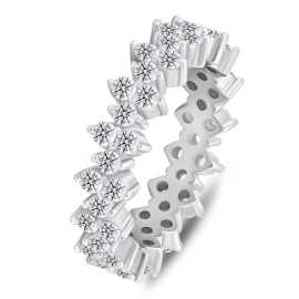 Brilio Silver Strieborný prsteň s trblietavými zirkónmi RI137W 48 mm.