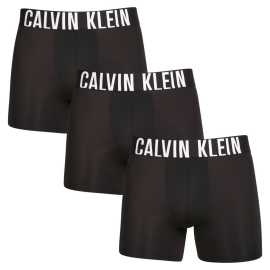 3PACK pánske boxerky Calvin Klein čierne (NB3612A-UB1) XL, trenky.
Chcete boxerky, ktoré ponúkajú maximálne pohodlie, moderný dizajn a špičkovú kvalitu?
Prvotriedny materiál pre celodenné pohodlie
Tieto boxerky sú vyrobené z kombinácie polyesteru a elastanu, čo poskytuje dokonalú kombináciu mäkkosti, pružnosti a odolnosti.
Moderný dizajn a dokonalý strih
Minimalistický vzhľad s elastickým pásom dopĺňa logo Calvin Klein, ktoré dodáva boxerkám luxusný a sofistikovaný štýl.
Prečo si boxerky Calvin Klein zamilujete?

Ľahký a priedušný materiál: Ideálne na každodenné nosenie aj náročné športové aktivity.
Dlhšia nohavička: Poskytuje lepšie krytie a oporu, nezhrňuje sa a neškrtí.
Rýchloschnúce a odolné: Ideálne na aktívny životný štýl.
Nadčasový dizajn: minimalistický dizajn a luxusný vzhľad značky Calvin Klein.

Spodnú bielizeň Calvin Klein milujú ľudia na celom svete.
Pánska spodná bielizeň Calvin Klein patrí k stáliciam módneho priemyslu.
Ako sa starať o boxerky?
Aby si vaše boxerky zachovali dokonalý tvar a kvalitu čo najdlhšie, dodržiavajte tieto pokyny:

Praní: Doporučujeme prát na 30 °C s jemným pracím prostředkem.
Žehlení: Nedoporučuje se, aby nedošlo k poškození materiálu.
Sušenie: Sušenie v sušičke sa neodporúča, radšej sušte voľne na vzduchu.

Tip: Nájsť ten správny kus spodnej bielizne, ktorý vám dokonale padne, môže byť náročné.