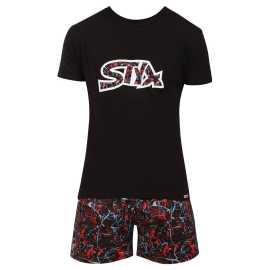 Pánske pyžamo Styx Jáchym (PKP1854) L.
Doprajte si pohodlný spánok a štýlové chvíle doma s pánskym pyžamom Styx, ktoré je kompletne vyrobené v Českej republike.
Vysoko kvalitný materiál pre pohodlné nosenie
Tričko je vyrobené z príjemnej bavlny, ktorá je mäkká, priedušná a poskytne vám maximálny komfort počas celej noci.
Moderný dizajn, ktorý si zamilujete
Tričko s krátkymi rukávmi dopĺňajú boxerky s klasickým elastickým pásom, ktorý je pohodlný a zostáva presne tam, kde má.
Prečo vyskúšať pánske pyžamo Styx

Celkom vyrobené v Českej republike: Česká značka s tradíciou a poctivým spracovaním.
Kombinácia bavlny a bavlneného saténu: Mäkkosť, ľahkosť a priedušnosť v jednom.
Štýlový a moderný vzhľad: Tričko s logom a farebné boxerky vás odlíšia od davu.

Spodná bielizeň Styx patrí medzi najobľúbenejšie
Česká značka Styx je medzi zákazníkmi známa predovšetkým svojimi boxerkami s originálnymi vzormi v odvážnych farbách.
Ako sa starať o pánske pyžamy Styx
Aby vaše pyžamy vyzerali čo najdlhšie ako nové, odporúčame dodržiavať tieto pokyny na údržbu.

Pranie: Perte na 30 °C, ideálne naruby, aby sa potlač na tričku a farby boxeriek zachovali dlhšie.
Sušenie: Sušenie v sušičke sa neodporúča – materiály môžu stratiť svoj tvar a mäkkosť.
Žehlenie: Áno, pyžamo môžete žehliť – tričko aj šortky môžete žehliť pri strednej teplote.

Tip: Vaše obľúbené spodné prádlo si zaslúži šetrné zaobchádzanie.