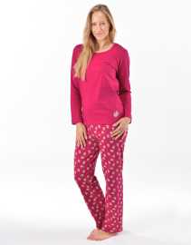 Dámske pyžamo Gina viacfarebné (19169-DFELGB) XXL.
Hľadáte perfektné pyžamo, v ktorom si naozaj oddýchnete?
Vysoko kvalitná bavlna pre prirodzený komfort
Pyžamo je vyrobené z čistej bavlny, ktorá je priedušná, šetrná k pokožke a výborne odvádza vlhkosť.
Štýl a strih, ktorý vám vyhovuje
Horná časť má dlhé rukávy a pohodlný okrúhly výstrih, vďaka čomu sa ľahko oblieka a vyzlieka.
Prečo si pyžamo Gina zamilujete

100 % bavlna: Pohodlné, priedušné a jemné k pokožke.
Pohodlný strih: Dlhé rukávy a nohavice, ideálne na chladnejšie noci.
Štýlový vzhľad: Jednoduchý strih a moderný dizajn, ktorý poteší každé oko.

Česká značka spodnej bielizne Gina sa zameriava na tradíciu a kvalitu
Spodná bielizeň Gina je doslova splneným snom každej ženy, ktorá uprednostňuje pohodlie, minimalizmus a kvalitné materiály.
Ako sa starať o pyžamo Gina
Aby vaše obľúbené pyžamo zostalo dlho v perfektnom stave, odporúčame dodržiavať tieto pokyny na údržbu.

Pranie: Pyžamo perte pri 40 °C s podobnými farbami.
Sušenie: Výrobca neodporúča sušenie v sušičke – aby vaše pyžamo zostalo mäkké a zachovalo si svoj tvar, nechajte ho sušiť na vzduchu, ideálne na vešiaku.
Žehlenie: Pyžamo môžete žehliť pri strednej teplote.

Tip: Staňte sa odborníkom na starostlivosť o spodnú bielizeň vďaka tipom v našom článku a poskytnite svojim obľúbeným kúskom starostlivosť, ktorú si zaslúžia.