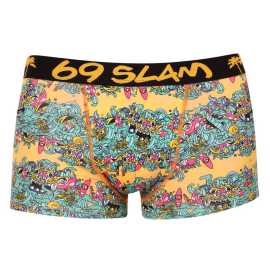 Pánske boxerky 69SLAM hip island of paradise mason (MSYISP-PO) XL, trenky.
Vstúpte do sveta, kde sa pohodlie stretáva s originalitou!
Mikrovlákno, ktoré vás presvedčí na prvý dotyk
Boxerky sú vyrobené z umelých vlákien (kombinácia polyesteru a spandexu) - táto zmes vytvára dokonale mäkký, pružný a prispôsobivý materiál.
Výrazný dizajn a premyslený strih na aktívne dni
Boxerky 69SLAM vás na prvý pohľad zaujmú svojím jedinečným vzhľadom, originálnymi vzormi a príjemnými farbami.
Prečo by boxerky 69SLAM nemali chýbať vo vašom šatníku

Mikrovlákno - ľahké, elastické, rýchloschnúce.
Kratšie nohavičky, ktoré sa nikde nekrčia.
Výrazný dizajn s originálnymi vzormi.

69SLAM spodná bielizeň, ktorá vám zdvihne náladu
69SLAM je obľúbená surferská značka z Bali, ktorá oslavuje život, umenie, kreativitu, dizajn a farby v každom detaile.
Ako sa starať o boxerky 69SLAM
Dodržiavaním týchto jednoduchých krokov zabezpečíte, že vaše boxerky 69SLAM budú dlho vyzerať krásne, funkčné a pohodlné.

Pranie: Odporúčame ručné pranie vo vlažnej vode.


Sušenie: Nesuš v sušičke.


Žehlenie: Nežehliť.

Tip: Vaša obľúbená spodná bielizeň si zaslúži šetrné zaobchádzanie.