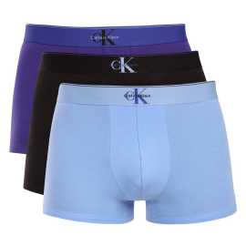 3PACK pánske boxerky Calvin Klein viacfarebné (NB4472-TI8) M, trenky.
Užívajte si maximálne pohodlie a luxus s pánskymi boxerkami Calvin Klein.
Kvalitný materiál pre celodenné pohodlie
Tieto boxerky sú vyrobené z prvotriednej zmesi bavlny a elastanu.
Elegantný dizajn a praktický strih
Tkaná guma s kontrastným logom Calvin Klein vytvárajú štýlový a nadčasový vzhľad.
Prečo si zamilujete boxerky Calvin Klein

Prvotriedny materiál: Kombinácia bavlny a elastanu zaručuje mäkkosť, priedušnosť a elasticitu pre maximálne pohodlie počas celého dňa.


Štýlový dizajn: Ikonické logo Calvin Klein s vyšívanou gumou dodáva boxerkám elegantný vzhľad vhodný na každú príležitosť.


Praktický strih: dlhšie nohavice a prispôsobivý strih poskytujú väčšie pohodlie a voľnosť pohybu, ideálne na bežné nosenie, do práce aj na voľný čas.

Spodnú bielizeň Calvin Klein milujú ľudia na celom svete
Pánska spodná bielizeň Calvin Klein patrí k stáliciam módneho priemyslu.
Ako sa starať o boxerky Calvin Klein
Aby si vaše nové boxerky zachovali svoj vzhľad a kvalitu čo najdlhšie, dodržiavajte tieto jednoduché pokyny:

Pranie: Perte ich pri maximálnej teplote 30 °C.


Sušenie: Sušenie v bubnovej sušičke sa neodporúča - najlepšou voľbou je sušenie na vzduchu.


Žehlenie: Boxerky nie je potrebné žehliť, čím ušetríte čas a námahu.

Tip: Hľadanie obľúbenej spodnej bielizne môže byť beh na dlhé trate, preto chceme, aby vám obľúbené kúsky dlho vydržali.