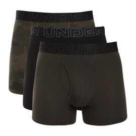 3PACK pánske boxerky Under Armour viacfarebné (1383890 392) L, trenky.
Keď ide o spodnú bielizeň pre aktívny životný štýl, nemal by si robiť kompromisy.
Príjemný materiál pre aktívny životný štýl
Boxerky sú vyrobené z kvalitnej zmesi bavlny, polyesteru a spandexu.
Funkčný dizajn pre štýlových mužov
Jednoduchý, ale výrazný vzhľad s dominantným vytkaným pásom s logom v kontrastnej farbe dodáva boxerkám športový a moderný charakter.
Prečo by si mal vyskúšať boxerky Under Armour

Vyvážená zmes materiálov: Priedušný, rýchloschnúci a elastický materiál s príjemným pocitom na tele.
Dlhšie nohavice a športový strih: Maximálny komfort bez trenia a s plnou voľnosťou pohybu.
Výrazný dizajn s logom Under Armour: Štýl, ktorý vás bude baviť každý deň.

Spodná bielizeň Under Armour vás podporí pri akejkoľvek aktivite
Spodná bielizeň Under Armour je navrhnutá tak, aby ti umožnila podávať životné výkony – a nezáleží na tom, či sa chystáš na horolezeckú výpravu alebo na náročnú pracovnú schôdzku.
Ako sa starať o boxerky Under Armour
Aby ti obľúbené boxerky vydržali dlho v perfektnom stave, odporúčame dodržiavať nasledujúce pokyny.

Pranie: Per boxerky na 30 ° C, ideálne naruby.
Sušenie: Neodporúčame sušiť v sušičke – vysoké teploty by mohli poškodiť elastické vlákna a skrátiť životnosť produktu.
Žehlenie: Nežehli – boxerky to nepotrebujú, a žehlením by si mohol poškodiť štruktúru materiálu.

Tip: Tvoje obľúbené spodné prádlo si zaslúži jemné zaobchádzanie.