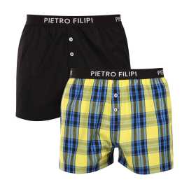 2PACK pánske trenky Pietro Filipi viacfarebné (2PGV6) L, trenírky.
Dopraj si štýlový komfort s výhodným balením pánskych treniek značky Pietro Filipi.
Kvalitný bavlnený materiál pre celodenný komfort
Trenky sú vyrobené z kvalitnej bavlny, ktorá je jemná na dotyk, priedušná a vhodná na celodenné nosenie.
Pohodlný strih a štýlové detaily
Klasický kockovaný vzor oživujú výrazné farby, ktoré sa hodia do každého mladistvého šatníka.
Prečo by si mal trenírky Pietro Filipi rozhodne vyskúšať

Štýlová variabilita: Kombinácia elegantnej čiernej a výrazného kockovaného vzoru ti umožňuje vybrať si štýl podľa nálady alebo príležitosti.


Komfort a kvalita českej značky: Trenírky Pietro Filipi sú vyrobené z kvalitnej bavlny, ktorá je príjemná na dotyk, priedušná a ideálna pre celodenné nosenie.


Praktický strih s voľnosťou pohybu: Voľnejší strih treniek poskytuje maximálne pohodlie a voľnosť, či už ich nosíš v práci, doma alebo na odpočinok.

Spodná bielizeň Pietro Filipi pre všetkých štýlových mužov
Česká prémiová značka Pietro Filipi má u nás dlhú tradíciu.
Ako sa starať o svoje nové trenírky
Aby tvoje trenírky Pietro Filipi zostali dlho ako nové, je dôležité dodržiavať správnu starostlivosť.

Pranie: Odporúčame prať trenírky na maximálnu teplotu 40 °C.


Sušenie: Nesušte v sušičke.


Žehlenie: Pokiaľ je potrebné, trenírky je možné žehliť na nízku teplotu vhodnú pre bavlnu.

Tip: Nájsť ten pravý kúsok spodnej bielizne, ktorý ti dokonale sadne, je niekedy náročné.