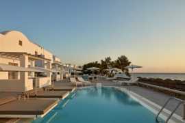 Grécko Santorini Costa Grand Resort & Spa 4 dňový pobyt Polpenzia Letecky Letisko: Praha July 2026 (14/07/26-17/07/26)