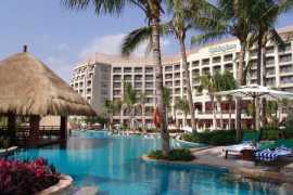 Čína Hainan Holiday Inn Resort Sanya Bay 15 dňový pobyt Raňajky Letecky Letisko: Praha August 2026 (27/08/26-10/09/26)