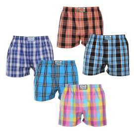 5PACK Herren Boxershorts Styx klassischer Gummizug mehrfarbig (5A102230) XL.
Gönnen Sie sich Stil und Komfort mit den Styx-Shorts für Männer in bunten und originellen Designs.
Weiches Material für ganztägigen Komfort
Die Styx-Shorts bestehen aus 100% Baumwolle, die auch bei ganztägigem Tragen weich und atmungsaktiv ist.
Originelles Design und bequeme Passform
Die Styx-Shorts bringen mit ihren kräftigen Farben und originellen Prints Verspieltheit und einzigartigen Stil in Ihre Garderobe.
Warum Styx-Shorts?

Hergestellt in der Tschechischen Republik mit dem Schwerpunkt auf Qualität und Präzision.


Das Material aus 100% Baumwolle sorgt für Weichheit und Komfort.


Originelle und witzige Designs, die Sie von der Masse abheben werden.

Qualität aus der Tschechischen Republik, das ist Styx-Unterwäsche
Die Unterwäsche von Styx wird vollständig in der Tschechischen Republik hergestellt.
Pflegehinweise für Styx-Shorts
Um die Qualität und den Komfort Ihrer Shorts zu erhalten, beachten Sie bitte die folgenden Hinweise:

Wäscherei: Bei maximal 30 °C waschen, damit die Farben intensiv und die Baumwolle weich bleibt.


Trocknen: Wir empfehlen, sie nicht im Trockner zu trocknen, sondern sie an der Luft trocknen zu lassen.


Bügeln: Für ein glattes Aussehen können Sie die Shorts bei niedriger Temperatur bügeln.

Tip: Werden Sie mit den Tipps in unserem Artikel zum Experten für die Pflege von Dessous und geben Sie Ihren Lieblingsstücken die Pflege, die sie verdienen.
