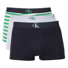 3PACK pánske boxerky Calvin Klein viacfarebné (NB4472-4SD) M, trenky.
Užívajte si maximálne pohodlie a luxus s pánskymi boxerkami Calvin Klein.
Kvalitný materiál pre celodenné pohodlie
Tieto boxerky sú vyrobené z prvotriednej zmesi bavlny a elastanu.
Elegantný dizajn a praktický strih
Tkaná guma s kontrastným logom Calvin Klein vytvárajú štýlový a nadčasový vzhľad.
Prečo si zamilujete boxerky Calvin Klein

Prvotriedny materiál: Kombinácia bavlny a elastanu zaručuje mäkkosť, priedušnosť a elasticitu pre maximálne pohodlie počas celého dňa.


Štýlový dizajn: Ikonické logo Calvin Klein s vyšívanou gumou dodáva boxerkám elegantný vzhľad vhodný na každú príležitosť.


Praktický strih: dlhšie nohavice a prispôsobivý strih poskytujú väčšie pohodlie a voľnosť pohybu, ideálne na bežné nosenie, do práce aj na voľný čas.

Spodnú bielizeň Calvin Klein milujú ľudia na celom svete
Pánska spodná bielizeň Calvin Klein patrí k stáliciam módneho priemyslu.
Ako sa starať o boxerky Calvin Klein
Aby si vaše nové boxerky zachovali svoj vzhľad a kvalitu čo najdlhšie, dodržiavajte tieto jednoduché pokyny:

Pranie: Perte ich pri maximálnej teplote 30 °C.


Sušenie: Sušenie v bubnovej sušičke sa neodporúča - najlepšou voľbou je sušenie na vzduchu.


Žehlenie: Boxerky nie je potrebné žehliť, čím ušetríte čas a námahu.

Tip: Hľadanie obľúbenej spodnej bielizne môže byť beh na dlhé trate, preto chceme, aby vám obľúbené kúsky dlho vydržali.