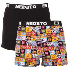 2PACK pánske trenky Nedeto viacfarebné (2NGV05) XL, trenírky. Populárne boxerky Nedeto na každodenné nosenie
Zabezpečte si celodenné pohodlie s pánskymi boxerkami Nedeto. Tieto boxerky sú navrhnuté tak, aby vám poskytovali maximálne pohodlie a voľnosť pohybu pri každej príležitosti – či už čelíte dlhému dňu v práci, relaxujete doma alebo zdolávate náročnú horskú túru. Jednoduchý dizajn v kombinácii s vysokokvalitným materiálom vás nesklame.
Pánske bavlnené boxerky pre dokonalý pocit na tele
Boxerky Nedeto sú vyrobené z bavlny a elastanu, čo zaručuje ich výnimočnú mäkkosť a priedušnosť. Bavlna je ideálny materiál na každodenné nosenie vďaka svojej schopnosti odvádzať vlhkosť a poskytovať maximálny komfort aj pri dlhodobom nosení, a vďaka elastanu je materiál mäkký a nedráždi ani citlivú pokožku.
Praktický dizajn pre všetkých moderných mužov
Boxerky Nedeto majú voľnejší strih, ktorý vám poskytuje maximálnu voľnosť pohybu. Tkaný elastický pás sa prispôsobí vášmu telu a zaisťuje, že boxerky perfektne sedia bez nepríjemného zarezávania. Sú skvelou voľbou nielen pre voľnočasové aktivity, ale aj na celodenné nosenie. Jednoduchý vzhľad s dôrazom na funkčnosť a kvalitu je skvelou voľbou pre všetkých praktických mužov.
Tieto vlastnosti boxeriek Nedeto oceníte každý deň

Voľný strih: Ideálny pre pohodlné celodenné nosenie bez pocitu obmedzenia.


Tkaná guma: Silná a pohodlná guma, ktorá drží boxerky na mieste bez zvierania.


Skvelý pomer ceny a kvality: Získate niekoľko kusov kvalitného spodného prádla za nízku cenu.

Česká značka Nedeto sa zameriava na kvalitu
Všetci nosíme spodné prádlo Nedeto, pretože si ho vyrábame sami. Nedeto je naša vlastná značka, kde kladieme dôraz na kvalitné materiály a bezchybné spracovanie, aby naši zákazníci mohli mať kvalitné spodné prádlo za skvelú cenu. Boxerky sú vyrobené v Turecku.
Ako sa starať o boxerky Nedeto, aby vám vydržali čo najdlhšie
Aby vaše nové obľúbené boxerky Nedeto vydržali čo najdlhšie, odporúčame dodržiavať niekoľko jednoduchých pravidiel.

Pranie: Boxerky môžete bez obáv prať v práčke na 30 °C.


Žehlenie: Boxerky Nedeto môžete aj žehliť – odporúčame strednú teplotu a žehlenie na rubovej strane.


Sušenie: Nie je vhodné na sušenie v sušičke.

Tip: Nájdenie obľúbeného spodného prádla môže byť niekedy dlhý proces, preto chceme, aby vaše obľúbené kúsky vydržali čo najdlhšie. Preto u nás nájdete aj množstvo skvelých pomôcok na pranie spodného prádla, ako sú vrecká a vrecia na pranie jemného prádla.