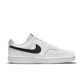 Nike Court Vision Low Next Nature 36,5. Retro štýl s moderným nádychom Basketbalová klasika z 80. rokov dostáva moderný upgrade. Tenisky Nike Court Vision Low Next Nature prinášajú ikonický vzhľad inšpirovaný doskami z minulosti, ale s dôrazom na dnešné hodnoty - štýl, pohodlie a udržateľnosť. Nadčasový dizajn, ktorý ľahko zladíte s džínsami, teplákmi aj šatami. Výhody  Minimálne 20 % recyklovaných materiálov - štýl, ktorý má zmysel. Odolný zvršok zo syntetickej kože - dlhá životnosť a postupne lepší vintage vzhľad. Perforácie pre lepšiu priedušnosť - pohodlie aj pri celodennom nosení. Polstrovaný nízky golier - elegantný vzhľad a pohodlie bez kompromisov. Pevná gumová podrážka s konštrukciou cupsole - spoľahlivá trakcia a odolnosť.   Nike Court Vision Low Next Nature sú dôkazom, že klasika nikdy nevyjde z módy - len sa vyvíja. Prijmite minulosť, prijmite budúcnosť. Vrch - syntetická koža  Vyznačuje sa dobrou prispôsobivosťou a skvelou odolnosťou. Po pár noseniach sa topánky trošku roztiahnu a spohodlnia. Koža je navyše skvelá v odolnosti a dobre sa udržuje.Medzipodošva - Cupsole  Spôsob konštrukcie, ktorý inovoval hlavne skateboardovú obuv má tri hlavné výhody - dobrý pocit s povrchom, väčšia stabilita a ochrana. Používa sa v spojení s penou EVA, ktorá je mäkká a dobre tlmí každý krok.Podrážka - guma  S gumovou podrážkou sa proste nedá nič pokaziť. Dlho vydrží, ľahko sa čistí a má skvelú trakciu.Tip: Aby ti topánky vydržali čo najdlhšie krásne a čisté, odporúčame sa o ne starať ako o bábätko. Pomôžu ti v tom výrobky na čistenie obuvi => vyskúšaj!